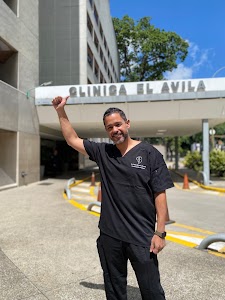 Dr. Pablo Briceño - Traumatólogo Especialista en Rodilla place picture